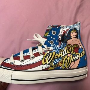 Wonder Woman High Top Converse